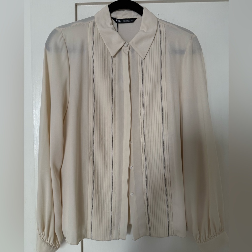 Zara | Beige Blouse with Black Accents